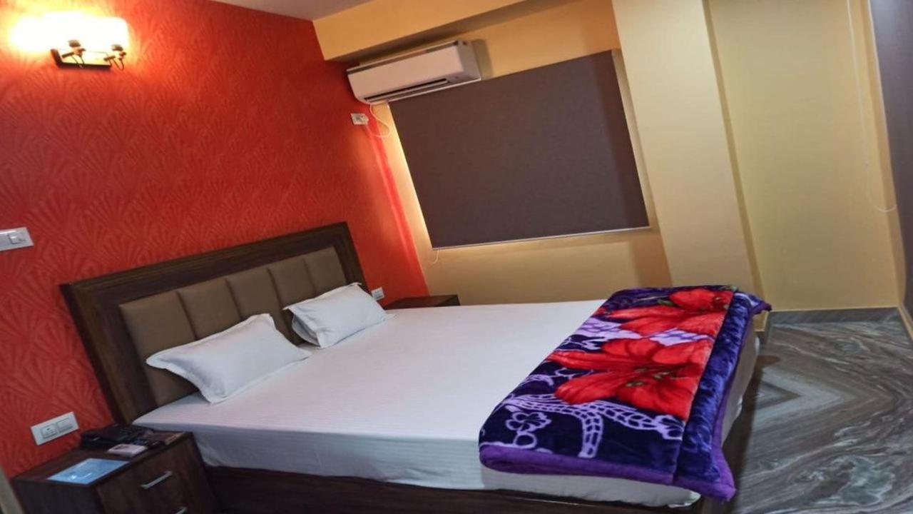 Hotel Aloka Residency 加尔各答 外观 照片